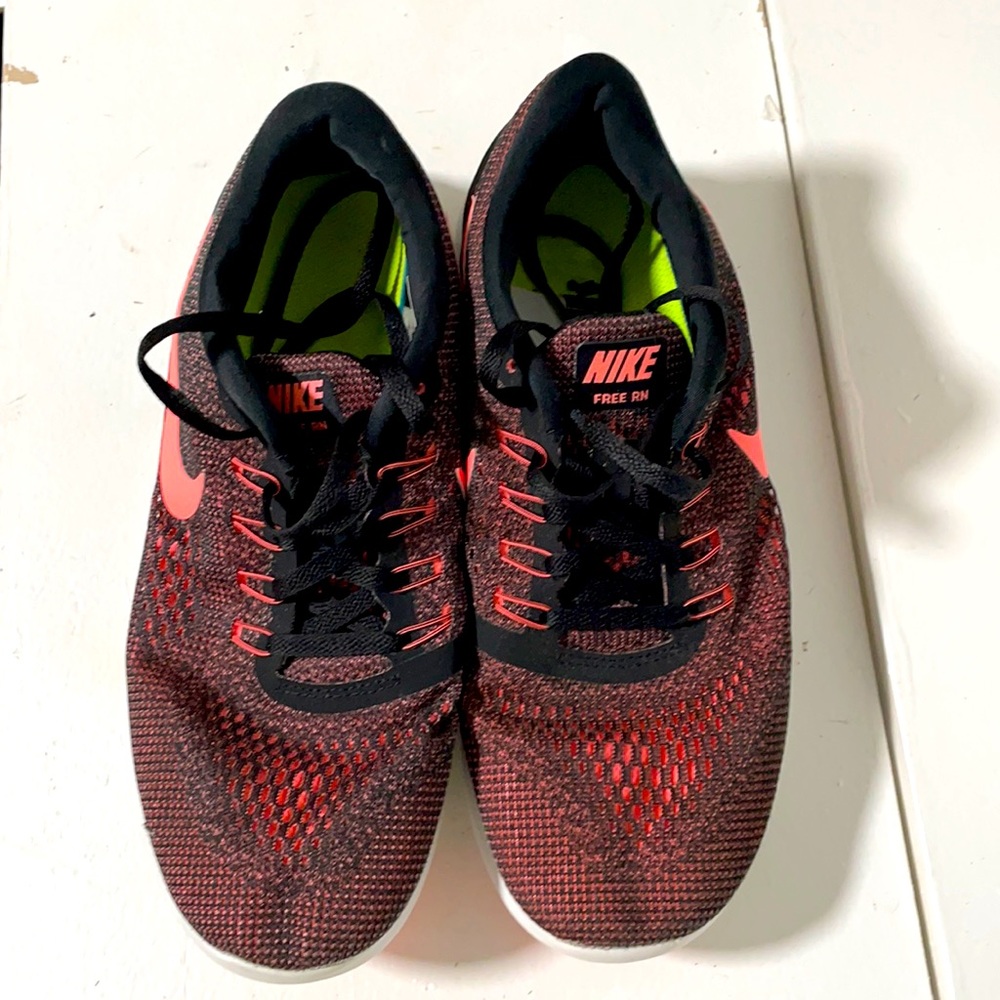 Nike Free Run Womens Black Lava Glow Running Shoe Size:8.5 Style:831509-008